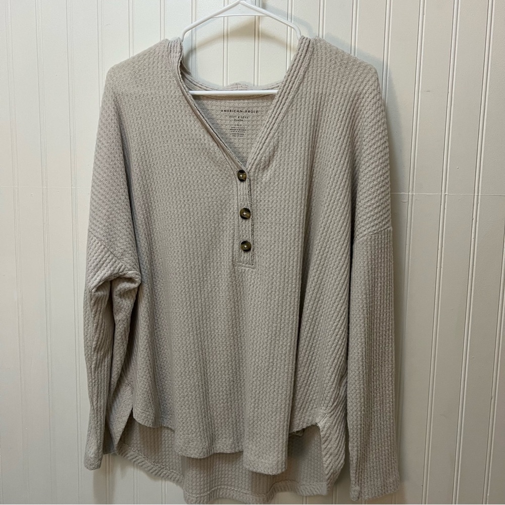 American Eagle Sweater Top